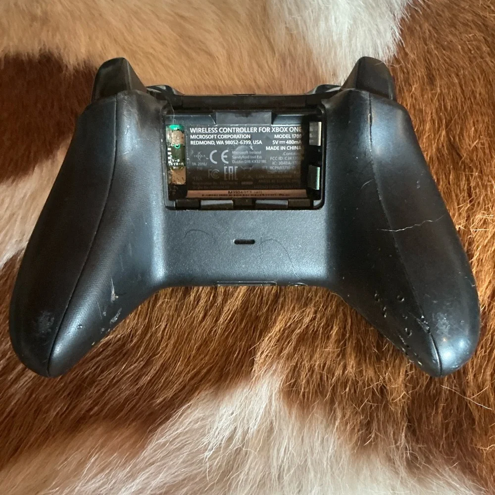 Xbox One Midnight Forces Il Special Edition Wireless Controller Bluedescription￼